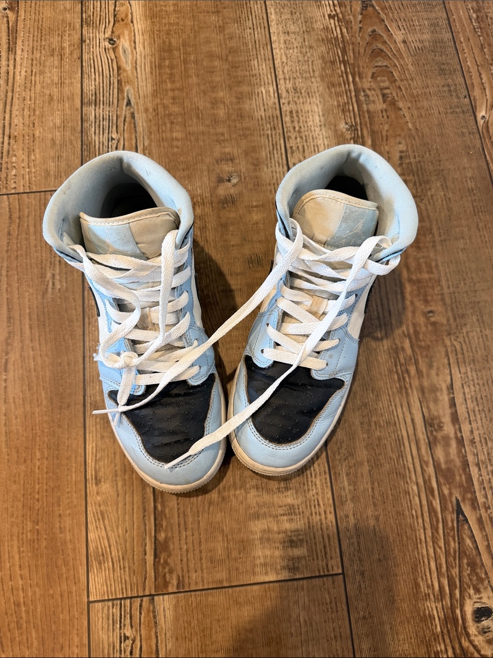 High-Top Sneakers in Light Blue and Black